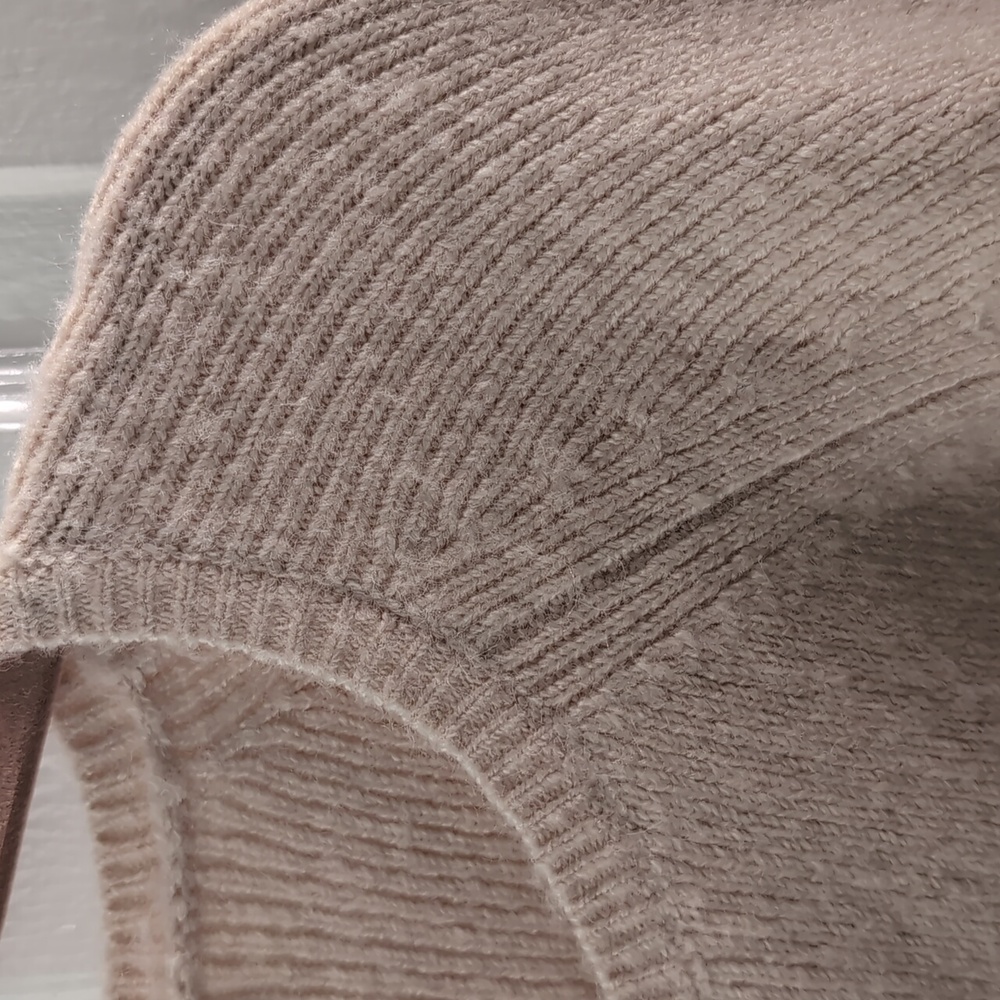 Ann Taylor Soft Light Pink Knit Sweater - Picture 8 of 9